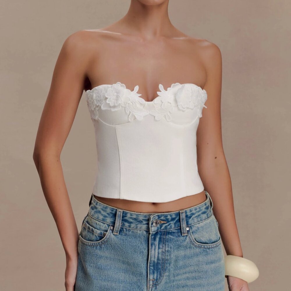 Meshki Women's Cream and White Corset